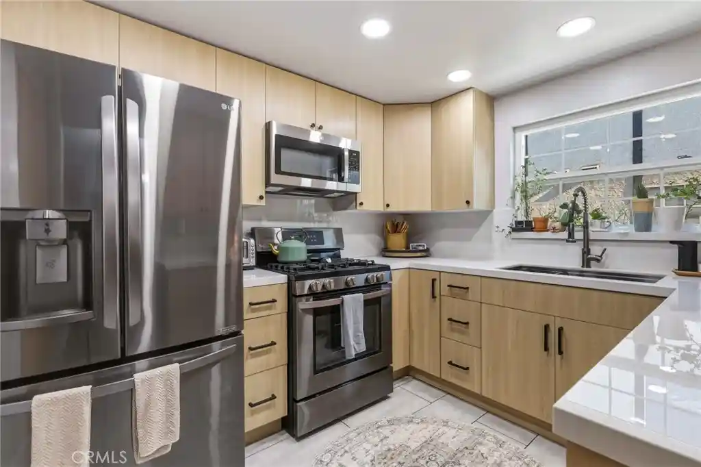 Condo for sale at 8927 Cedros #14, Panorama City, CA 91402 | MLS# SR26148606