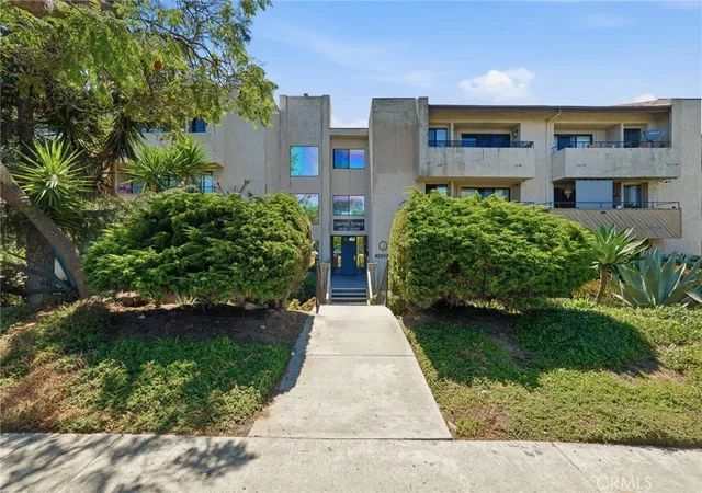 Photo 1 of Sale Pending at 26251 Vermont Ave #202, Harbor City, CA 90710 | MLS# SR26141394 | Listing updated on 2026-09-03