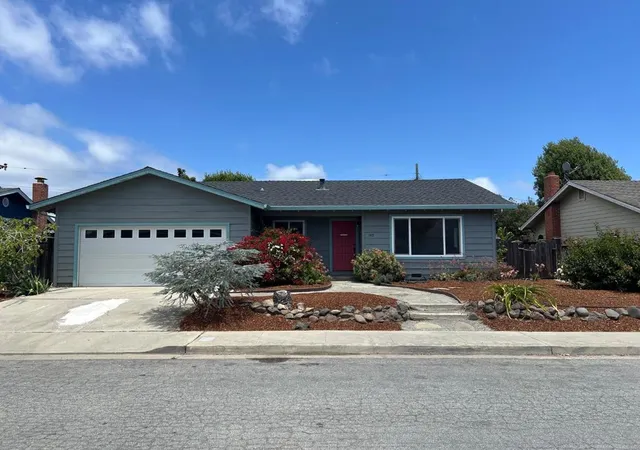 Single family home for sale at 142 Sir Francis Ct, Capitola, CA 95010 | MLS# ML82053609