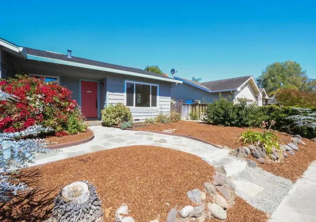 Photo 2 of Single family home for sale at 142 Sir Francis Ct, Capitola, CA 95010 | MLS# ML82053609 | Listing updated on 2026-10-09