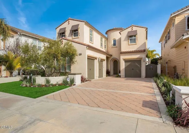 Photo 1 of Single family home for sale at 1734 Aleutian Way, Oxnard, CA 93035 | MLS# V1-37487 | Listing updated on 2026-09-22