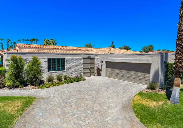 Photo 2 of Condo for sale at 78007 Lago Dr, La Quinta, CA 92253 | MLS# 219150082DA | Listing updated on 2026-07-10