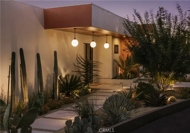 Photo 2 of Single family home for sale at 4671 Bedel St, Woodland Hills, CA 91364 | MLS# SR26139247 | Listing updated on 2026-10-05