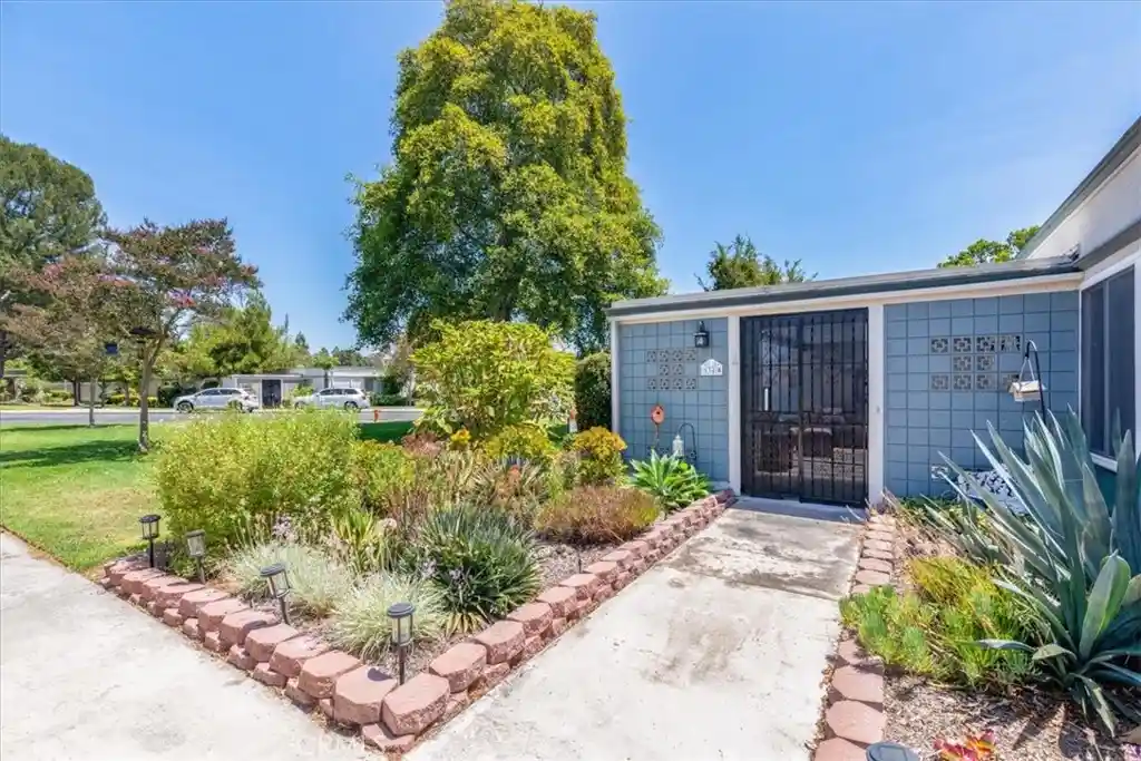 Photo 1 of Condo for sale at 534 Via Estrada #B, Laguna Woods, CA 92637 | MLS# OC26148666 | Listing updated on 2026-10-29
