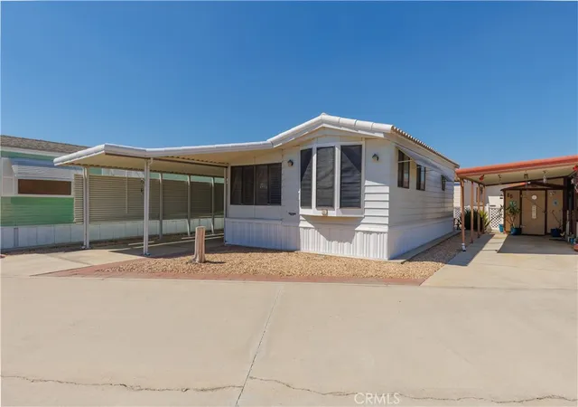 Photo 2 of Manufactured home for sale at 1295 S Cawston #86, Hemet, CA 92545 | MLS# SW26149489 | Listing updated on 2026-07-10