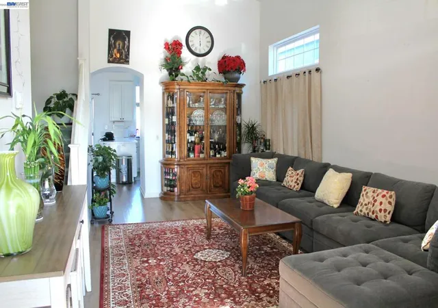 4th image of 708 Potomac Ave, Santa Rosa, CA 95407 | MLS# 41141002