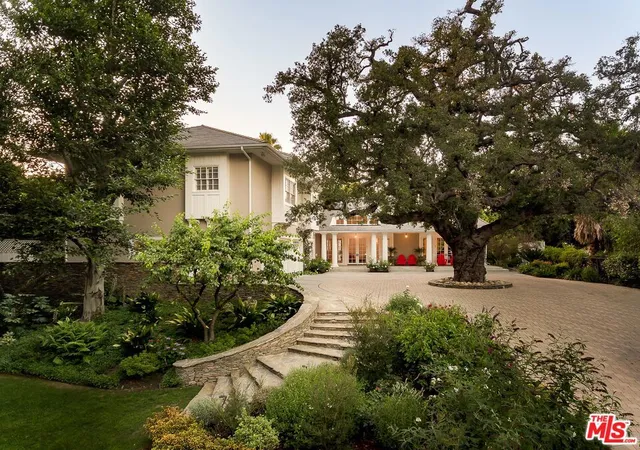 Photo 1 of Mansion for sale at 17417 Rancho St, Encino, CA 91316 | MLS# 26853741 | Listing updated on 2026-10-06