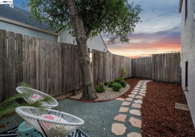4th image of 2600 55Th Avenue, Oakland, CA 94605 | MLS# 41141011