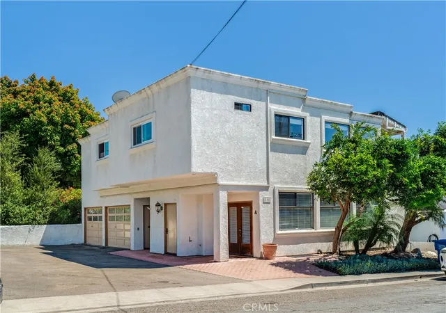 Photo 2 of Multi family home for sale at 111 Boeker Ave, Pismo Beach, CA 93449 | MLS# SC26147377 | Listing updated on 2026-09-29