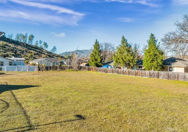 3rd image of 21265 Bush St, Middletown, CA 95461 | MLS# LC26149602