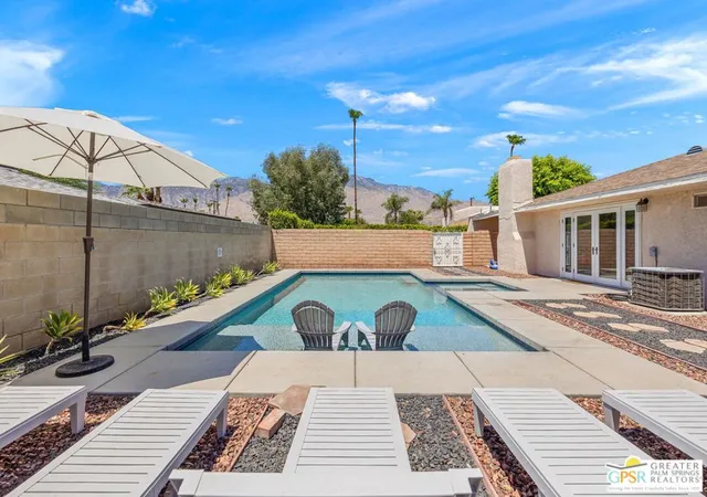 Photo 4 of Single family home for sale at 628 S Mountain View Dr, Palm Springs, CA 92264 | MLS# 26857719PS | Listing updated on 2026-09-30