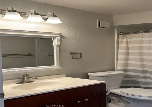 2nd image of 2309 E 17th, Long Beach, CA 90804