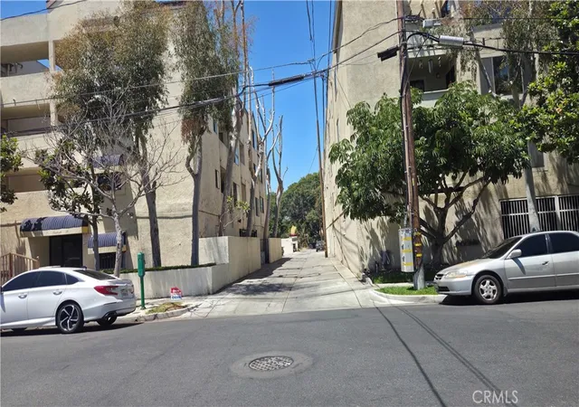 5th image of 2309 E 17th, Long Beach, CA 90804