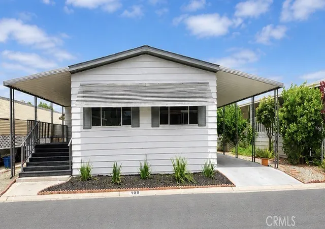 Photo 2 of Sale Pending at 9391 California Ave #109, Riverside, CA 92503 | MLS# CV26149699 | Listing updated on 2026-08-31