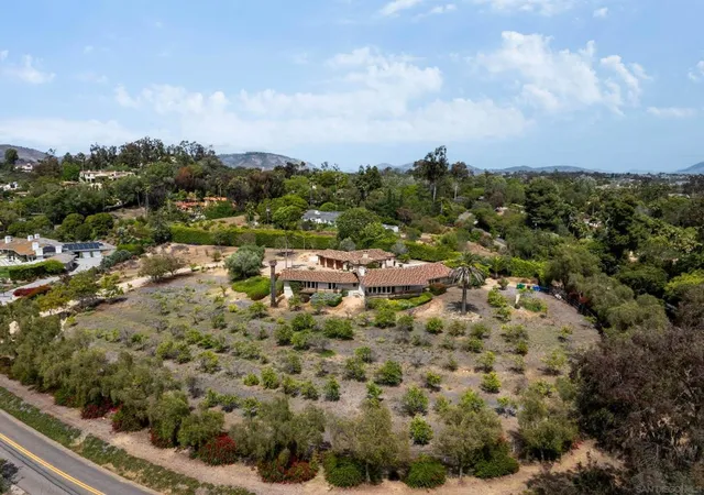 Homes for sale in Rancho Santa Fe, CA | 6858 Las Colinas, Rancho Santa Fe, CA 92067 | MLS# 260016751SD
