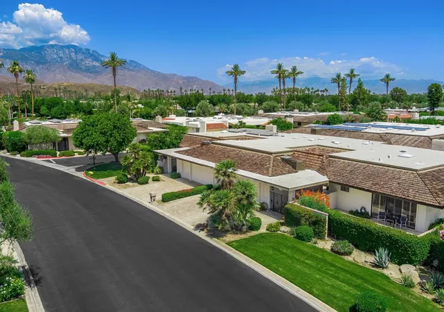 Photo 2 of Single family home for sale at 34 Duke Dr, Rancho Mirage, CA 92270 | MLS# 219150092PS | Listing updated on 2026-09-09