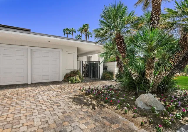 Photo 3 of Single family home for sale at 34 Duke Dr, Rancho Mirage, CA 92270 | MLS# 219150092PS | Listing updated on 2026-09-09