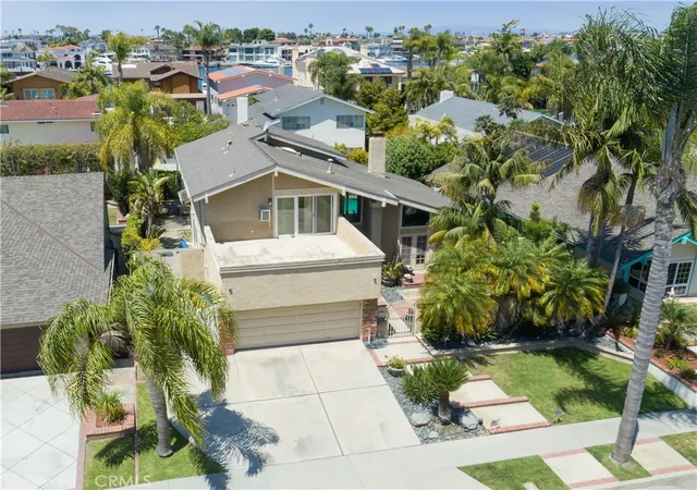 Photo 3 of Single family home for sale at 16591 Wanderer Ln, Huntington Beach, CA 92649 | MLS# OC26078275 | Listing updated on 2026-09-18
