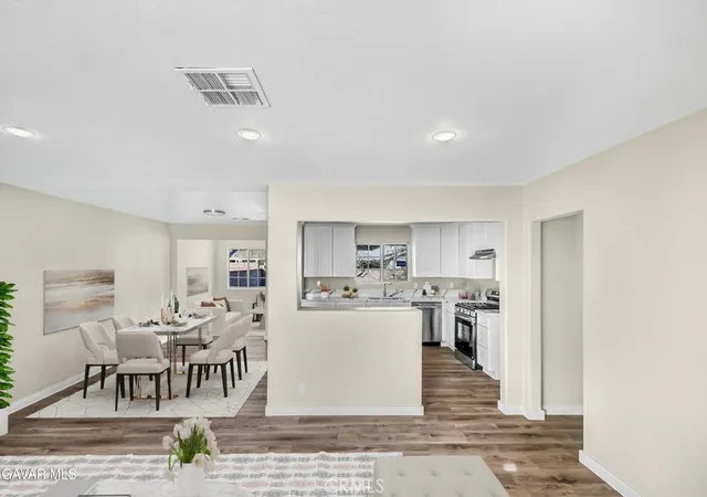 3rd image of 45503 11Th Street West, Lancaster, CA 93534 | MLS# SR26149758