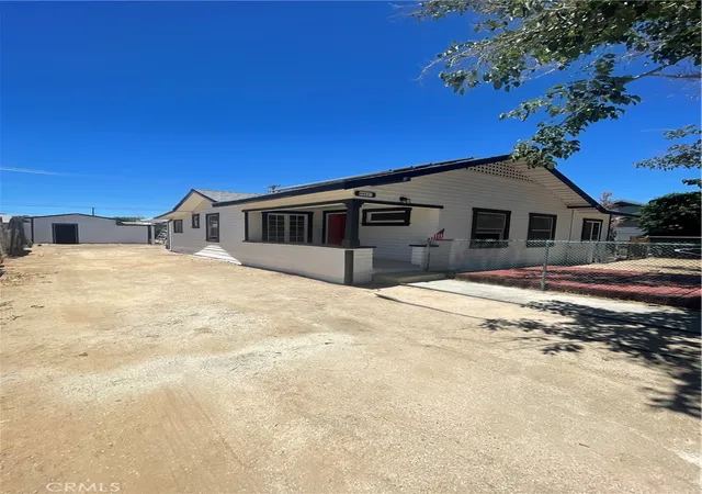 2nd image of 44627 Beech Ave, Lancaster, CA 93534 | MLS# WS26149785