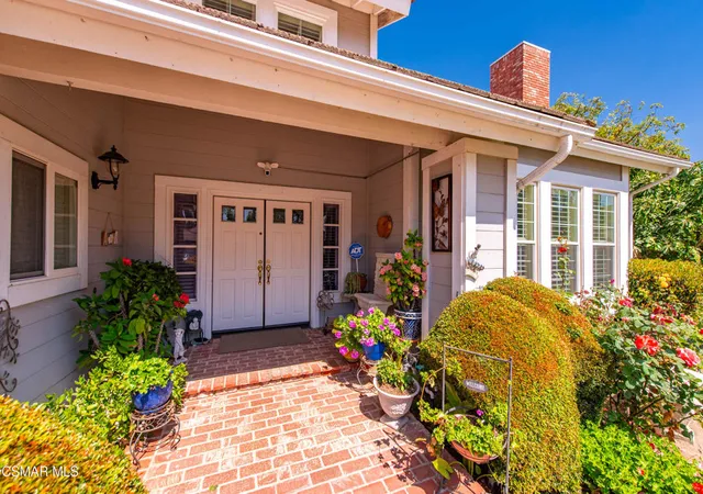 Photo 3 of Single family home for sale at 410 Sinaloa Rd, Simi Valley, CA 93065 | MLS# 226003241 | Listing updated on 2026-09-24