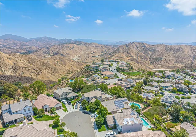 Photo 3 of Single family home for sale at 28859 Rock Cyn, Santa Clarita, CA 91390 | MLS# SR26149868 | Listing updated on 2026-10-09
