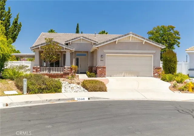 Photo 2 of Sale Pending at 30441 Franciscan Cir, Murrieta, CA 92563 | MLS# SW26149043 | Listing updated on 2026-09-25