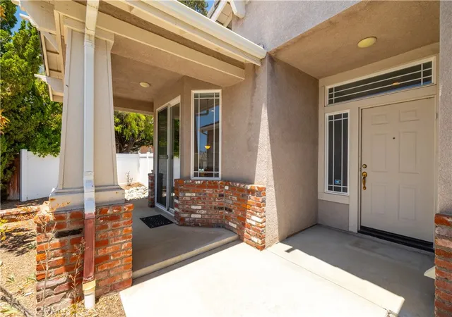Photo 4 of Sale Pending at 30441 Franciscan Cir, Murrieta, CA 92563 | MLS# SW26149043 | Listing updated on 2026-09-25