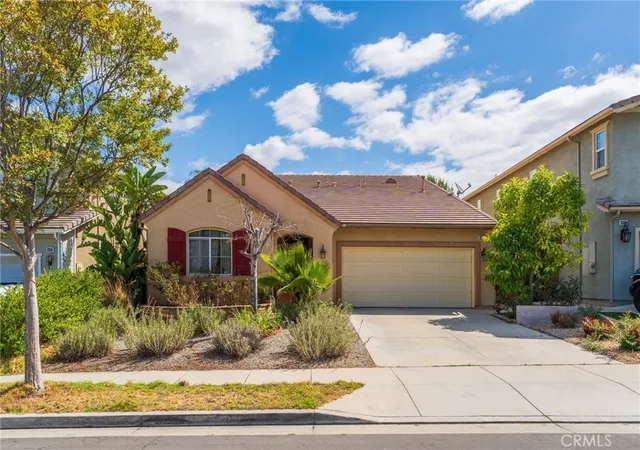 Photo 2 of Single family home for sale at 25326 Grandfir Ct, Corona, CA 92883 | MLS# PW26148909 | Listing updated on 2026-09-25