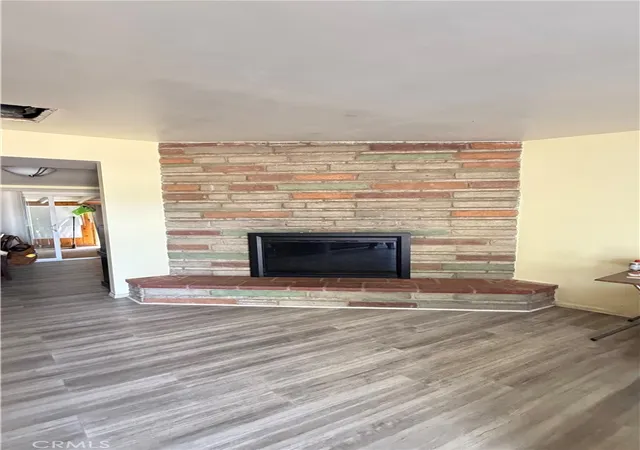2nd image of 44423 3rd E, Lancaster, CA 93535 | MLS# SR26148306