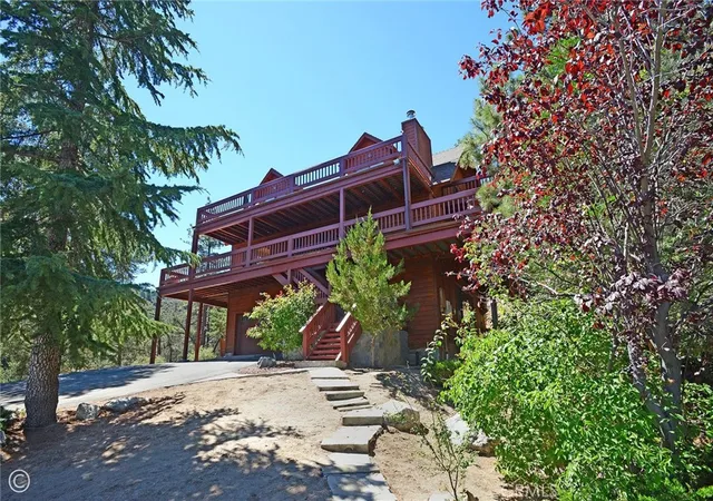 Homes for sale in Pine Mountain Club, CA | 2027 Ivory Ln, Pine Mountain Club, CA 93222 | MLS# SR26143370