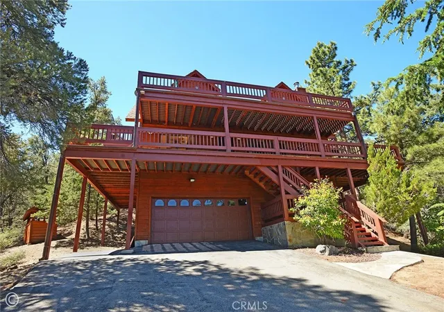 Homes for sale in Pine Mountain Club, CA | 2027 Ivory Ln, Pine Mountain Club, CA 93222 | MLS# SR26143370