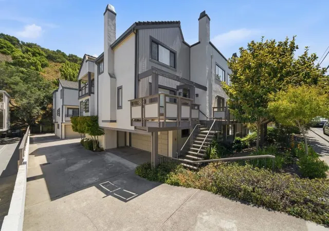Homes for sale in Belmont, CA | 2411 Carlmont Dr #107, Belmont, CA 94002 | MLS# ML82053715