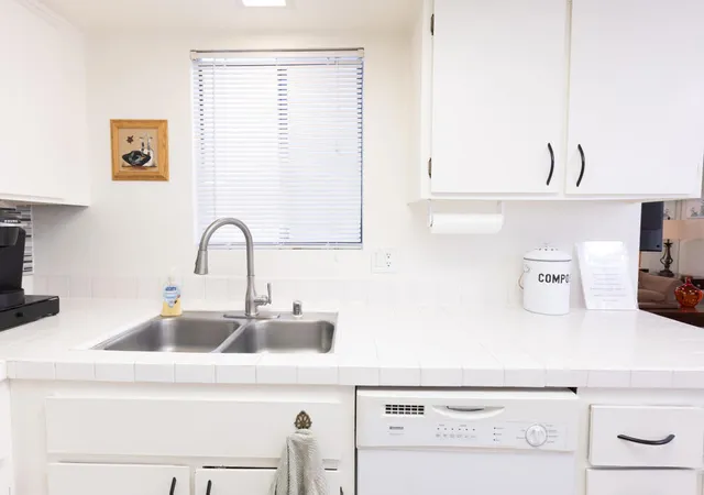 Photo 4 of Condo for sale at 5301 E Waverly Dr #222, Palm Springs, CA 92264 | MLS# 219150102DA | Listing updated on 2026-09-24