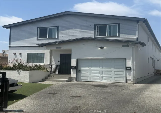 Multi family home for sale at 637 East 115th, Los Angeles, CA 90059 | MLS# PW26148958