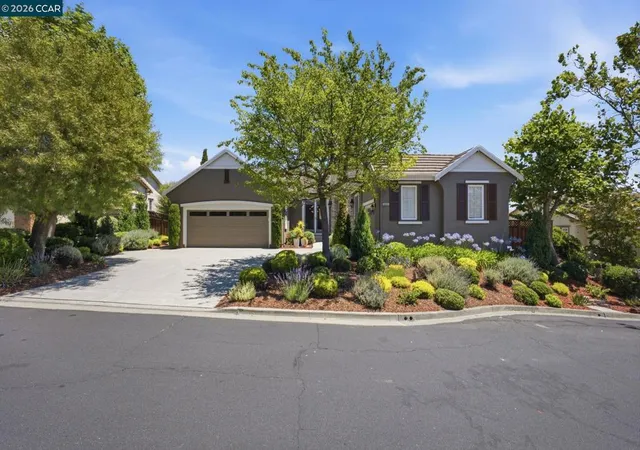 Homes for sale in Vallejo, CA | 3024 Overlook Dr, Vallejo, CA 94591 | MLS# 41141072