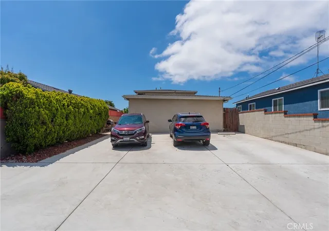 Photo 1 of Multi family home for sale at 851 W Crestwood, San Pedro, CA 90731 | MLS# PW26148709 | Listing updated on 2026-09-08