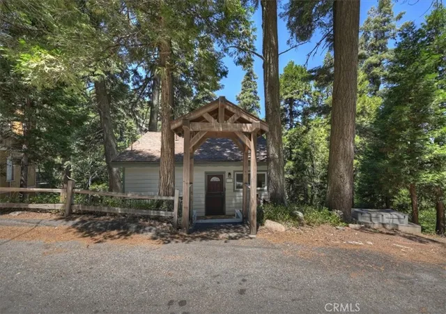 1st image of 576 Kuffel Canyon Dr, Skyforest, CA 92385 | MLS# IG26150105