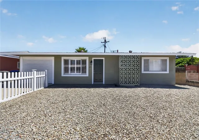 Homes for sale in Hemet, CA | 291 Mary, Hemet, CA 92543 | MLS# SW26150081