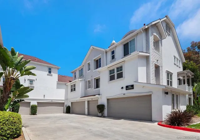 2nd image of 750 Harbor Cliff Way #105, Oceanside, CA 92054 | MLS# 260016801SD