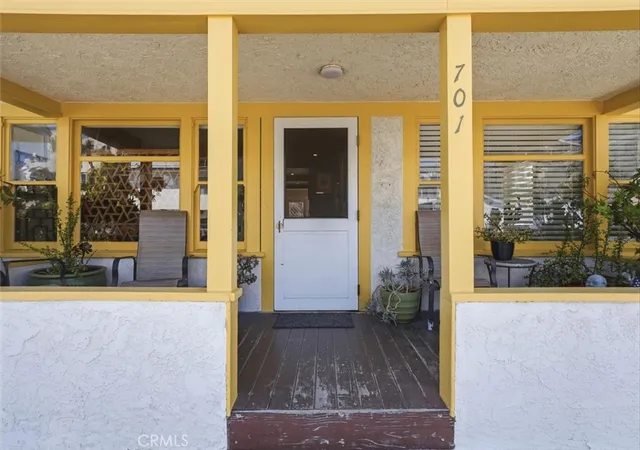 2nd image of 701 Manhattan Ave, Hermosa Beach, CA 90254 | MLS# SB26149972