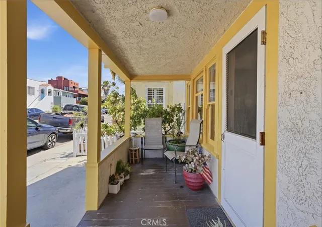 4th image of 701 Manhattan Ave, Hermosa Beach, CA 90254 | MLS# SB26149972