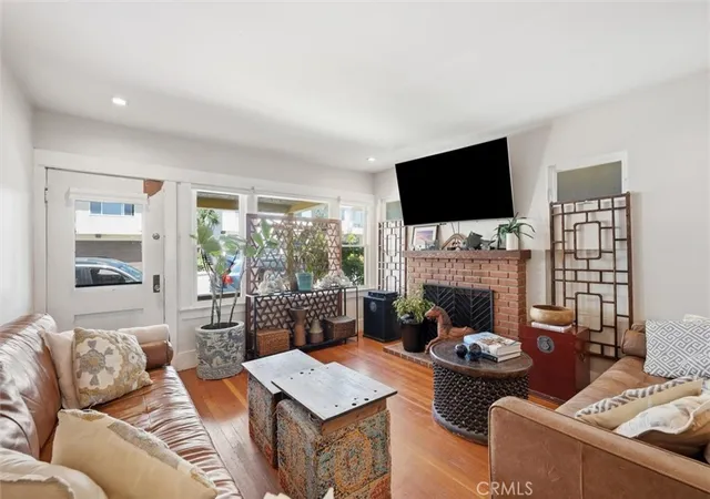 5th image of 701 Manhattan Ave, Hermosa Beach, CA 90254 | MLS# SB26149972