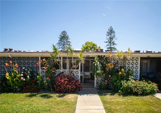 Homes for sale in Seal Beach, CA | 13751 St Andrews Dr, M1 34i, Seal Beach, CA 90740 | MLS# PW26146725