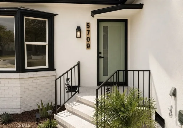 Photo 2 of Single family home for sale at 5709 Alviso, Los Angeles, CA 90043 | MLS# CV26150177 | Listing updated on 2026-10-28