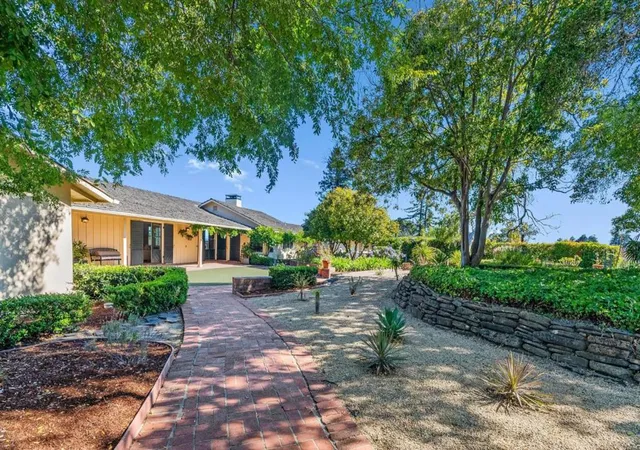 Photo 1 of Single family home for sale at 31 South Cir Dr, Santa Cruz, CA 95060 | MLS# ML82052231 | Listing updated on 2026-10-12