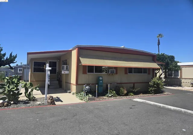 Photo 1 of Manufactured home for sale at 3301 Buchanan, Antioch, CA 94509 | MLS# 41141112 | Listing updated on 2026-09-17