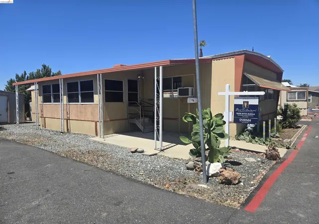 Photo 2 of Manufactured home for sale at 3301 Buchanan, Antioch, CA 94509 | MLS# 41141112 | Listing updated on 2026-09-17