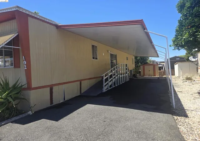 Photo 3 of Manufactured home for sale at 3301 Buchanan, Antioch, CA 94509 | MLS# 41141112 | Listing updated on 2026-09-17