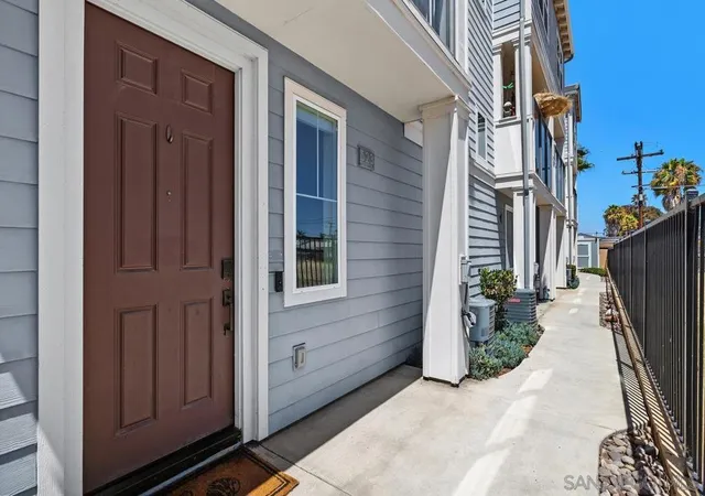 Homes for sale in Imperial Beach, CA | 523 Sandpiper, Imperial Beach, CA 91932 | MLS# 260016828SD